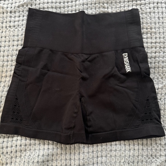 Gymshark Pants - Gym Shark shorts